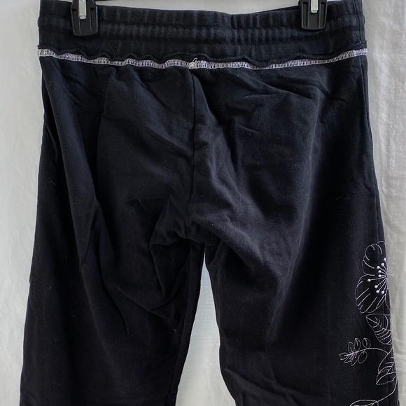 BCBGMaxAzria Performance Jogger Set Size: Medium - Picture 10 of 15